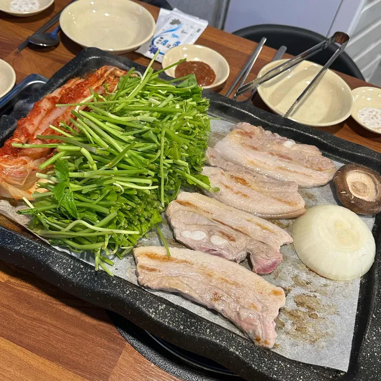 여의도미나리삼겹 대표 사진