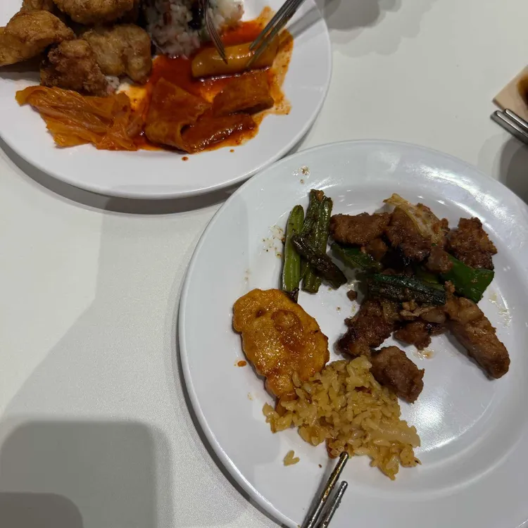 애슐리퀸즈 대표 사진