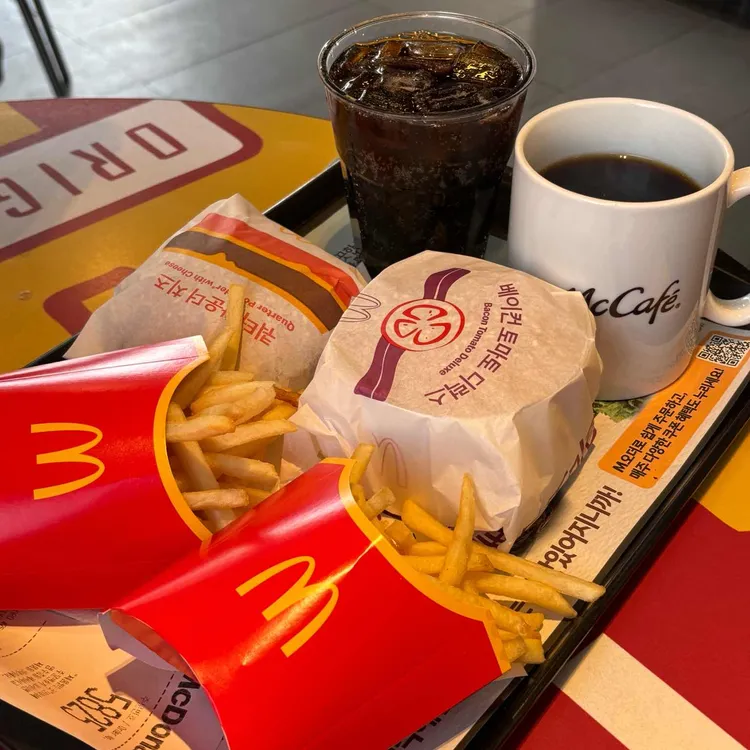맥도날드 대표 사진