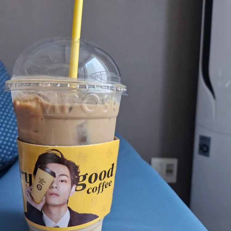 컴포즈커피 대표 사진