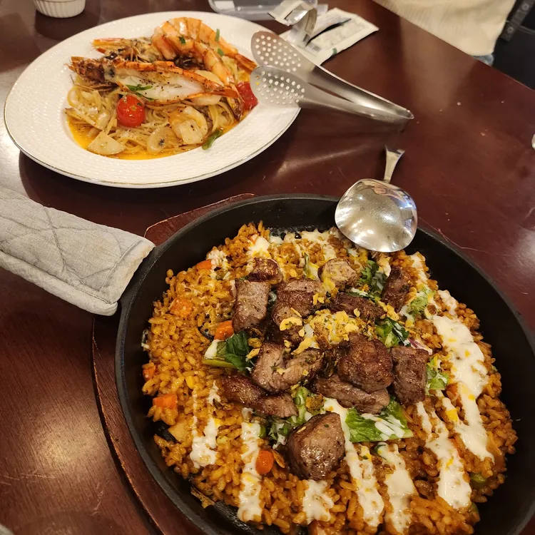 어거스트힐 대표 사진