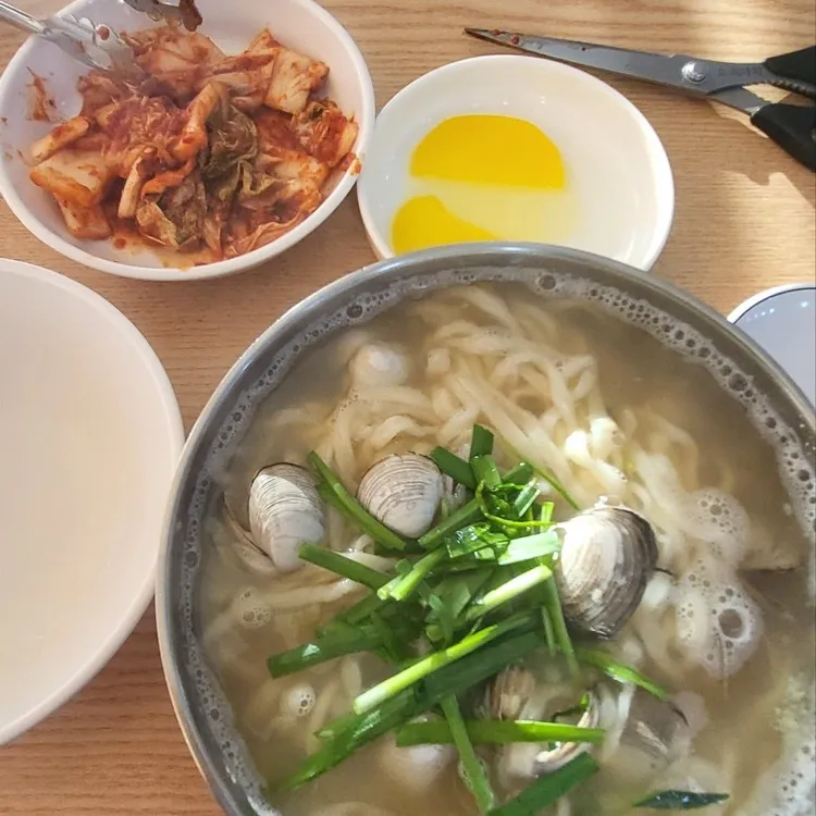 온천손칼국수 사진 1