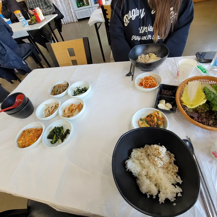 영진보리밥쌈밥 대표 사진
