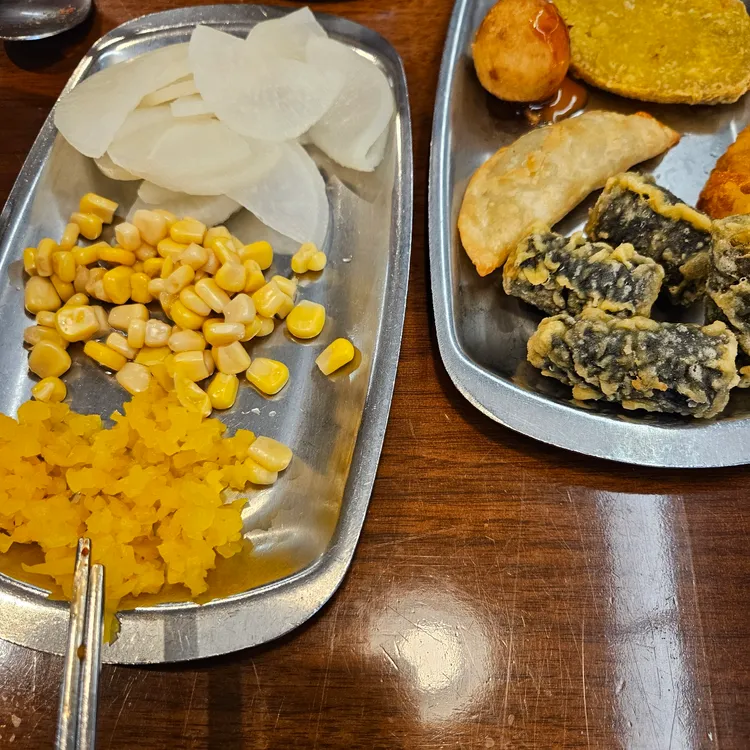 두끼떡볶이 대표 사진