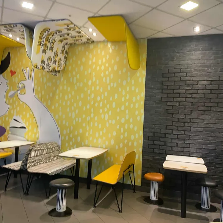 맥도날드 대표 사진