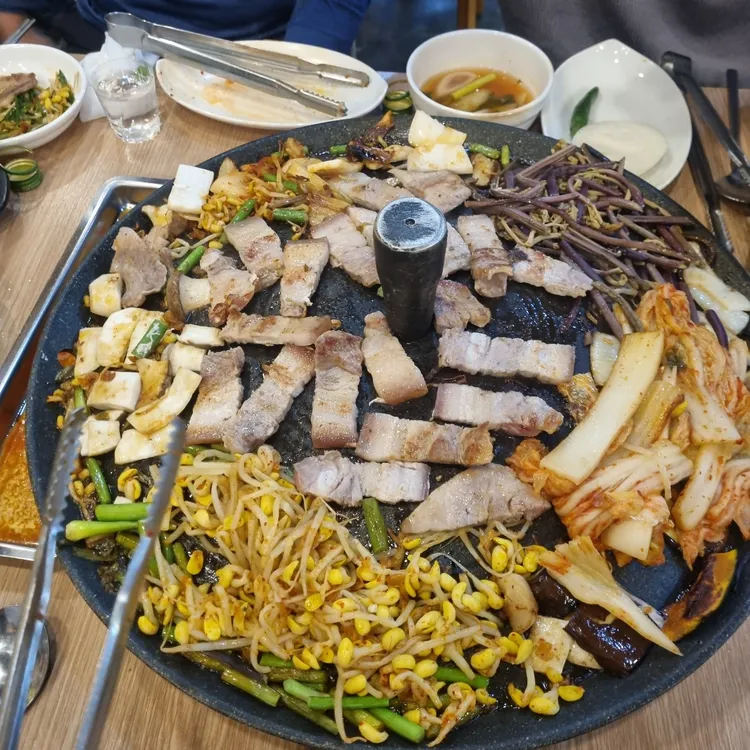 내포솥뚜껑삼겹살 사진 1