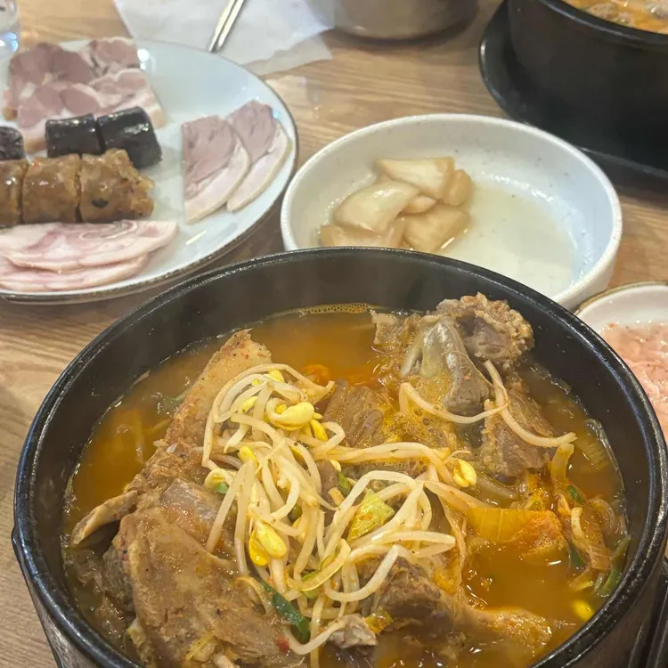 신의주찹쌀순대 대표 사진