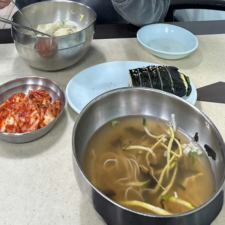 우리두리분식점 사진 2
