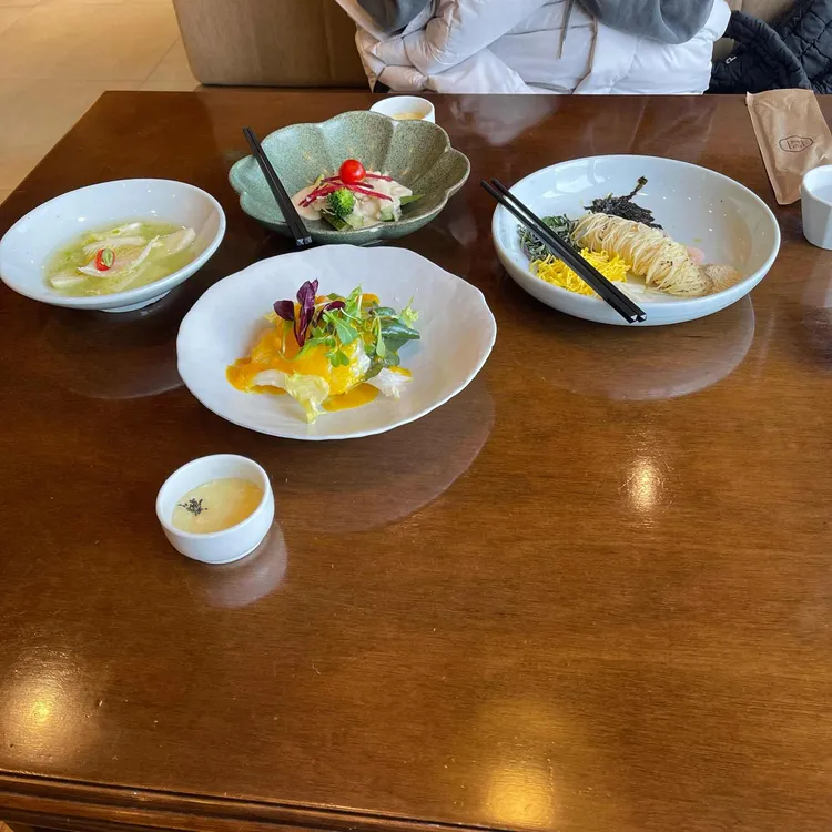 모담 대표 사진
