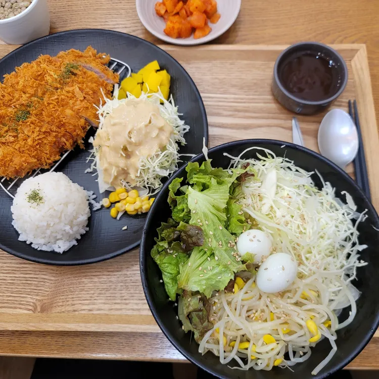 에바돈가츠 대표 사진