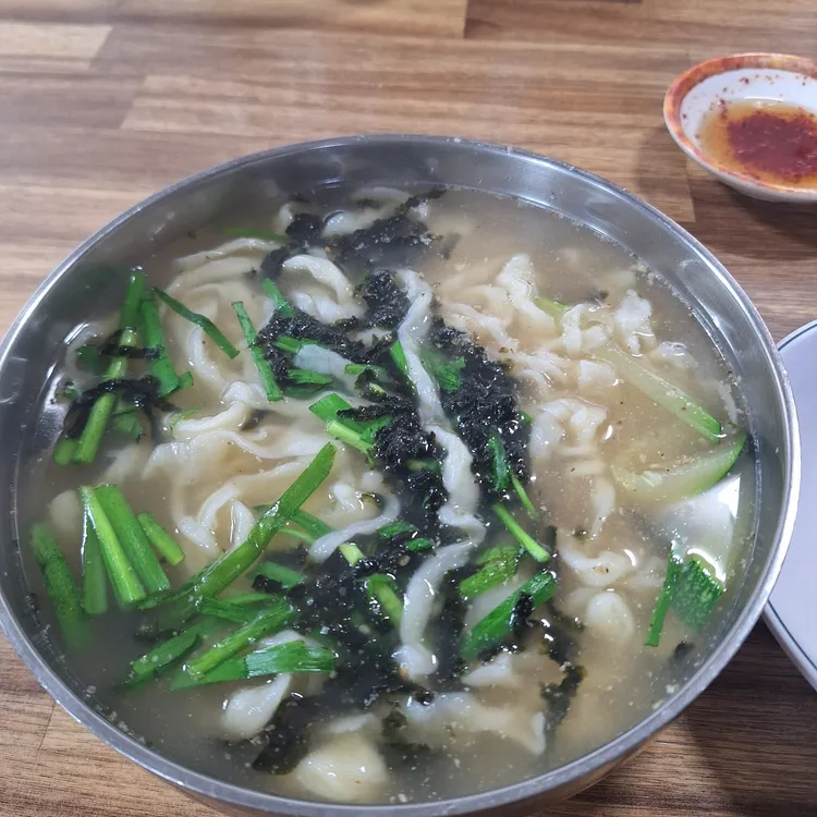 고향손칼국수 대표 사진