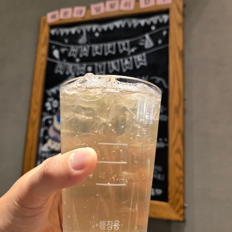스타벅스 대표 사진