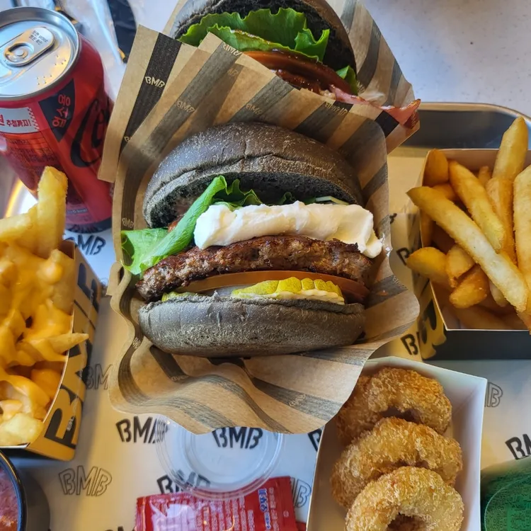 블랙마스터버거 롯데백화점 대표 사진