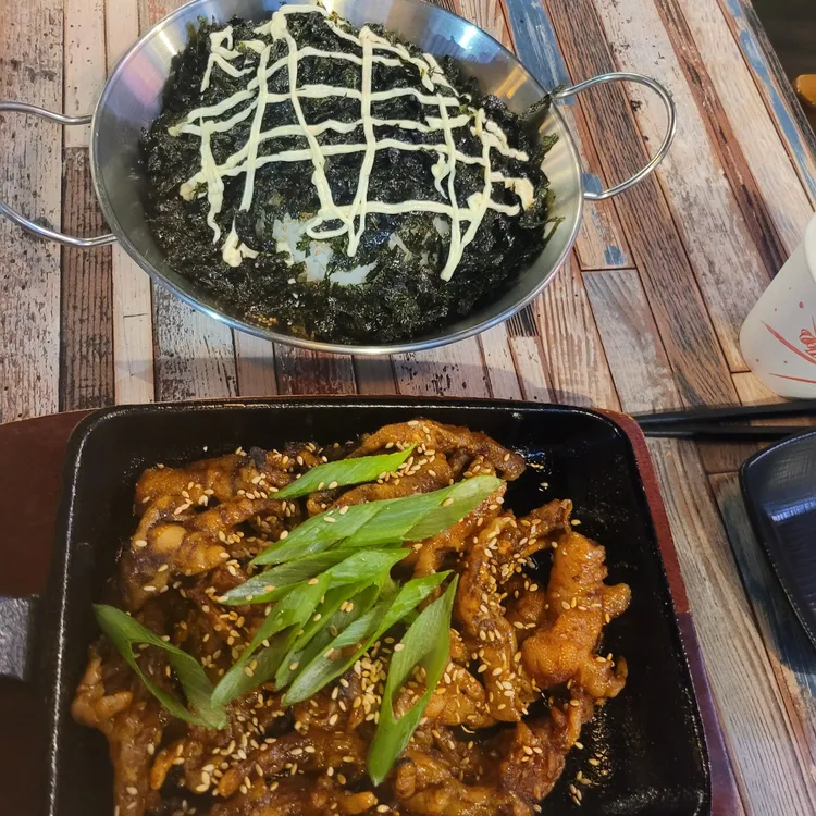 욕쟁이할매닭발  꼬치상점 대표 사진