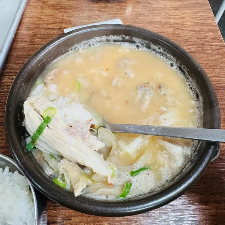 용궁단골식당 사진 1