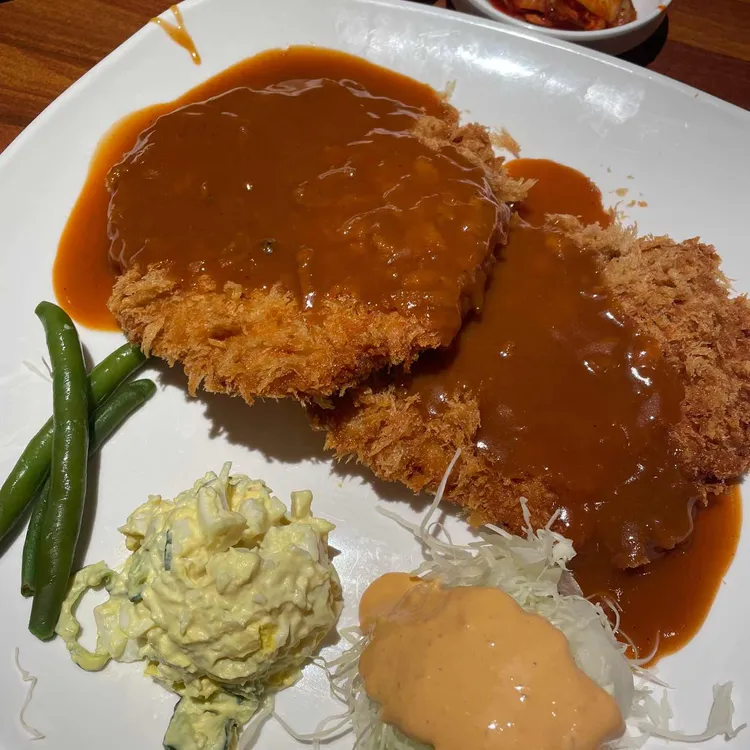 서커스돈까스 대표 사진