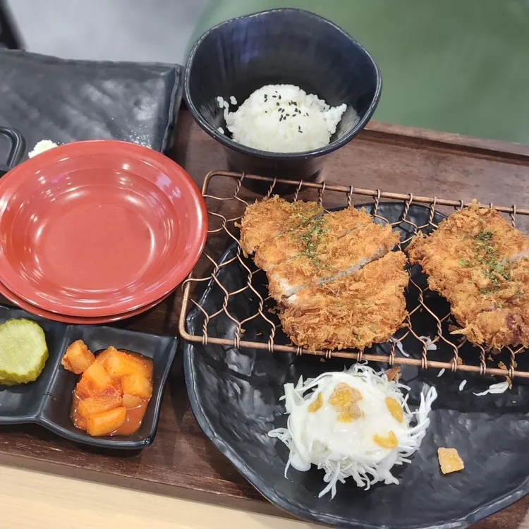 숑숑돈까스 대표 사진