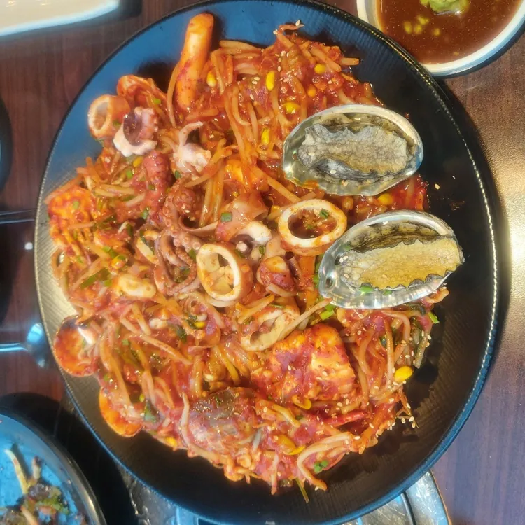 아낙네 대표 사진