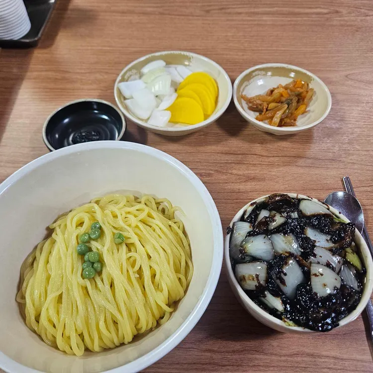 민차이 대표 사진