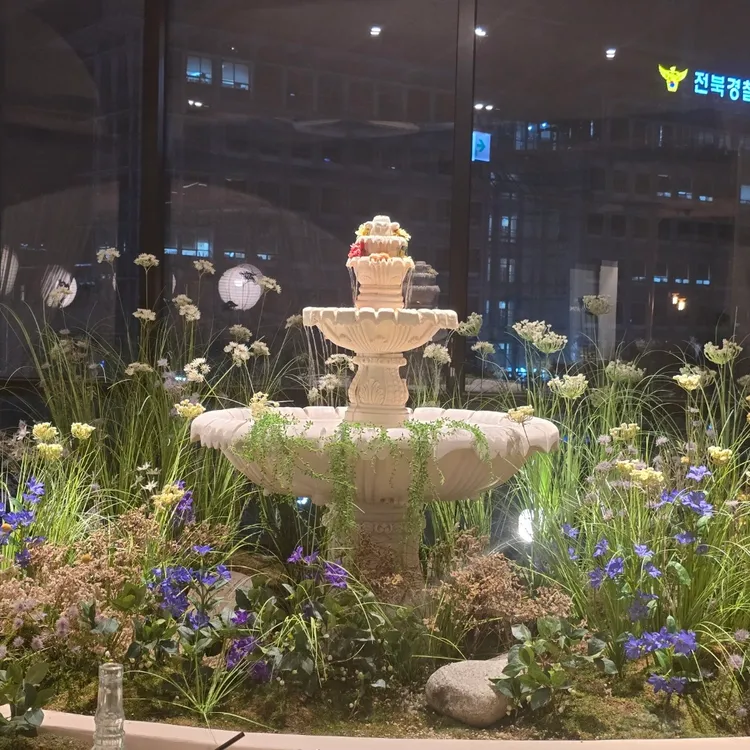 라보테 대표 사진
