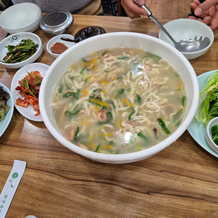 고향손칼국수 대표 사진