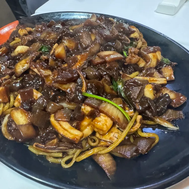 리위엔 대표 사진