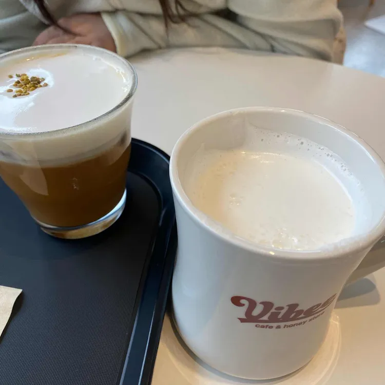 바이비 카페&꿀상점 대표 사진