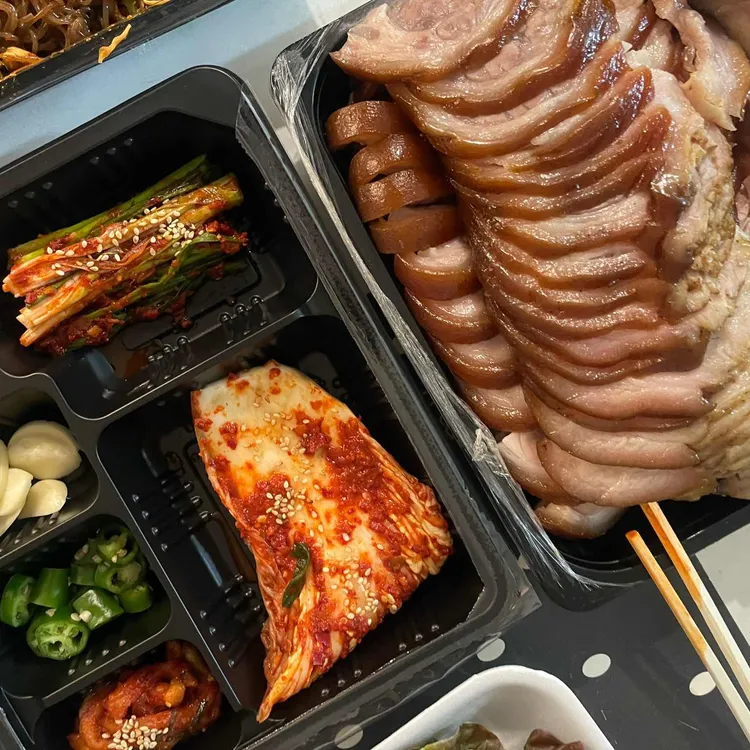 팔용이 족발 대표 사진