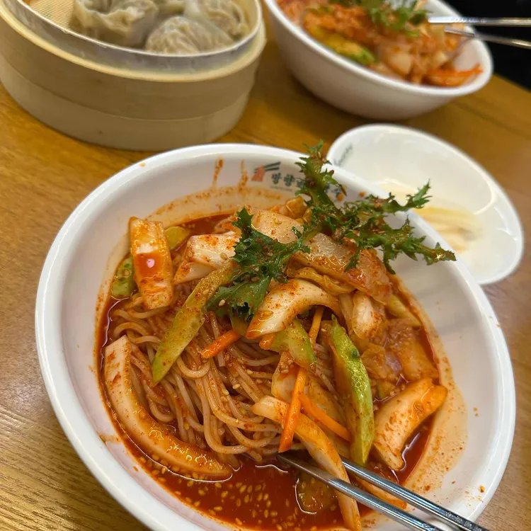 망향비빔국수 대표 사진
