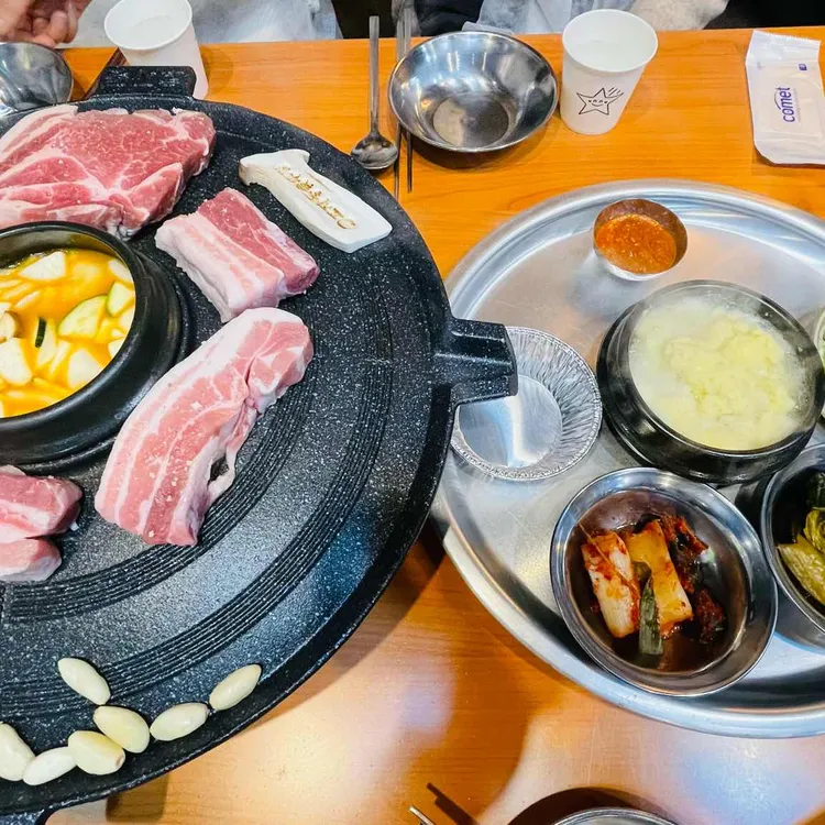 효자동솥뚜껑 대표 사진
