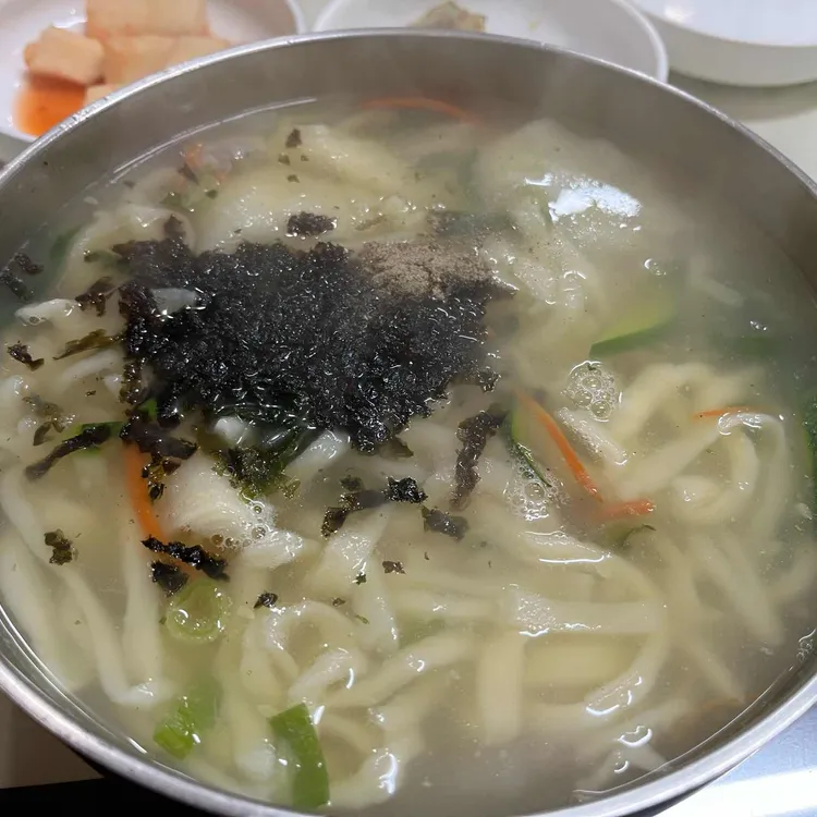 고향칼국수 대표 사진