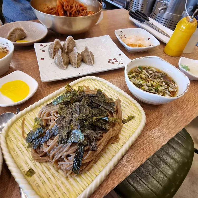 메밀꽃이피었습니다 대표 사진