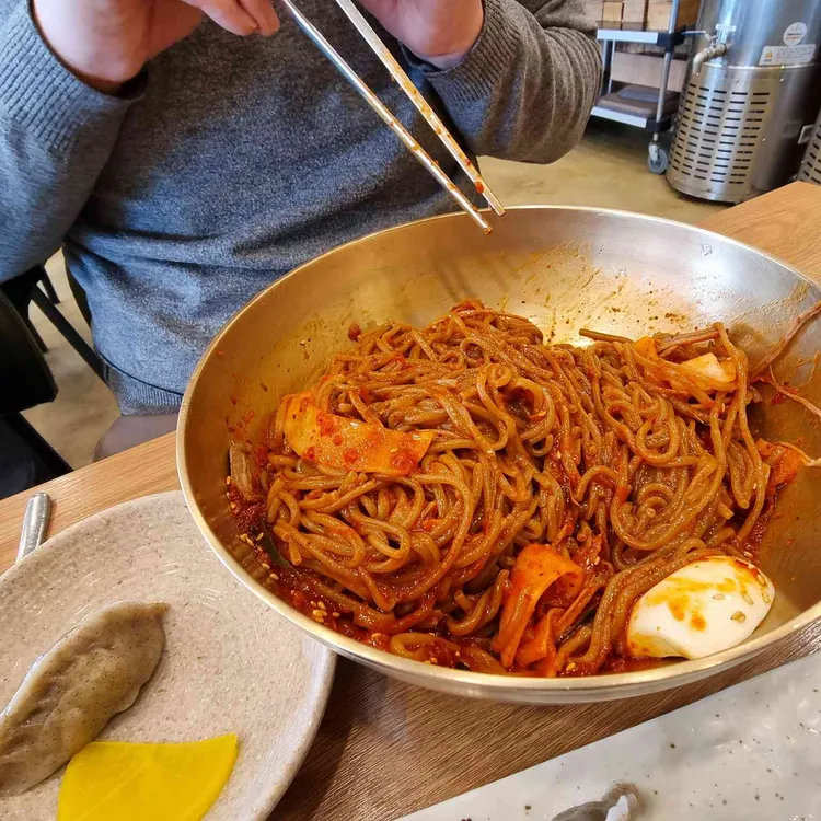 메밀꽃이피었습니다 대표 사진