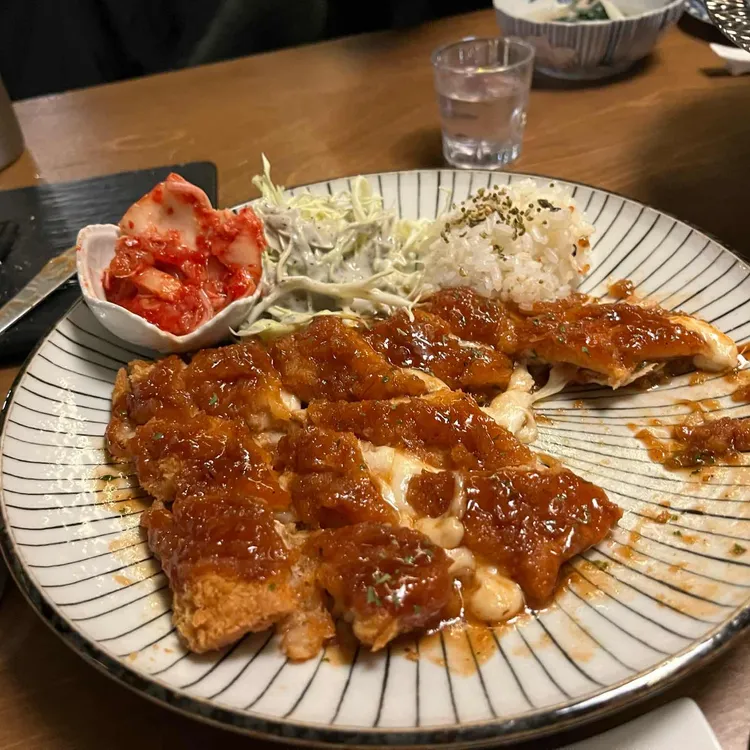 흐를류 대표 사진