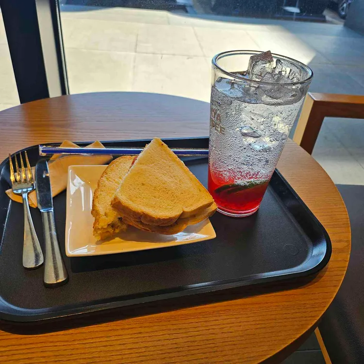 이디야 대표 사진
