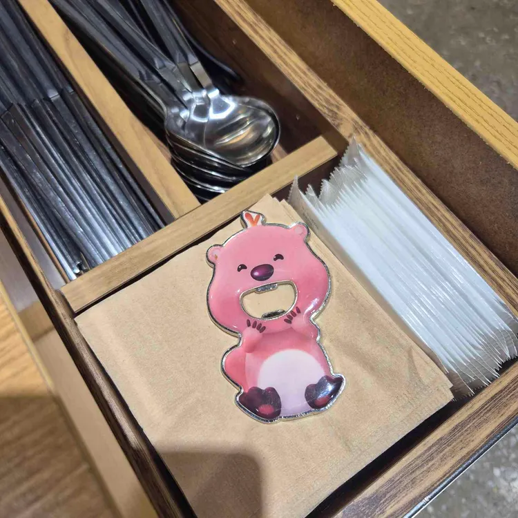 돈까스튀기는형 대표 사진