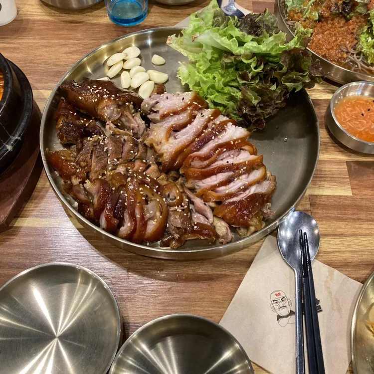 위풍당당족발과보쌈 대표 사진