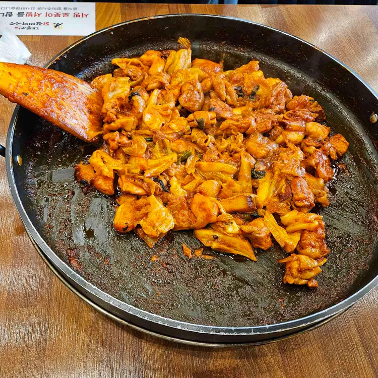 대룡산닭갈비막국수 대표 사진