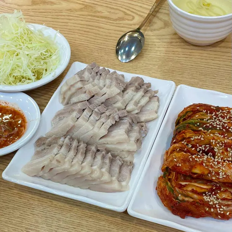 장군족발보쌈 대표 사진
