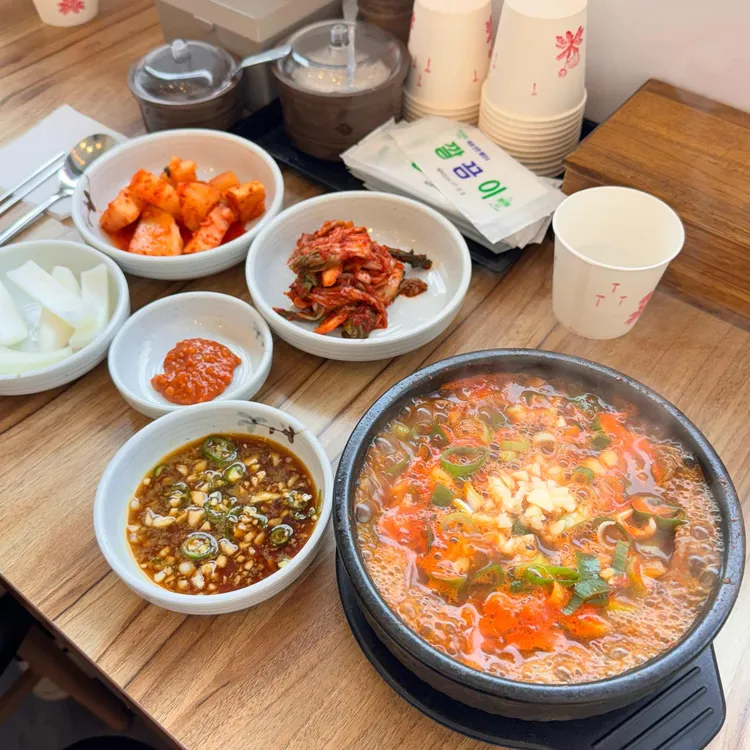 운정한우소머리국밥 대표 사진