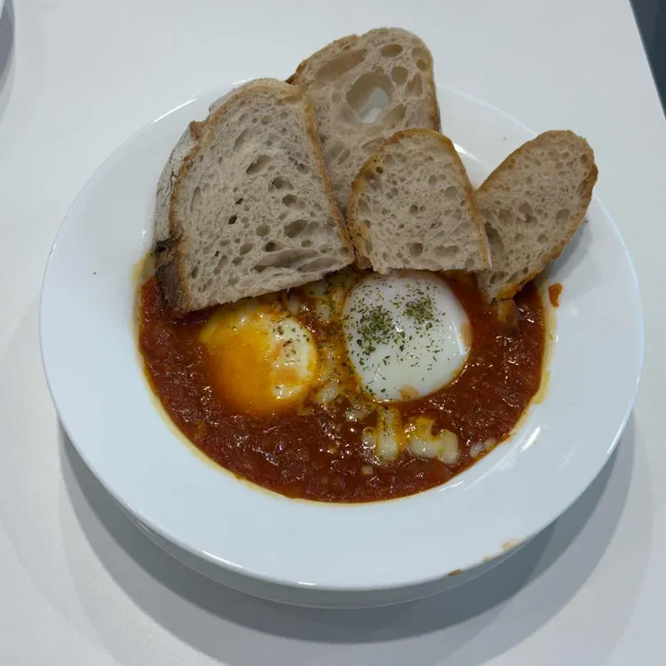 아티크 대표 사진