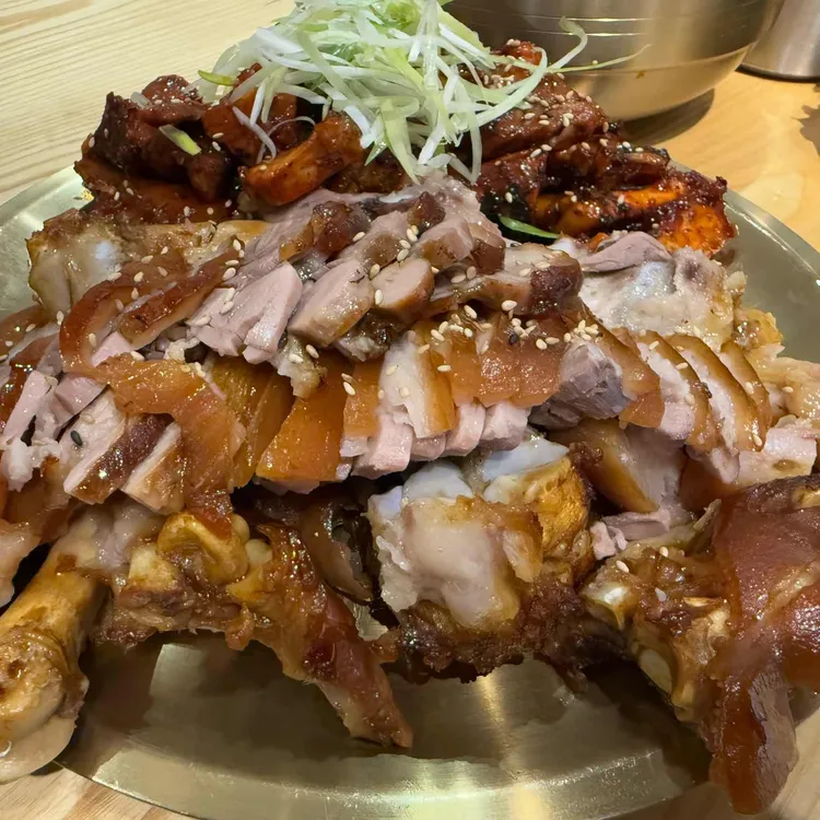 최강족발앤보쌈 대표 사진