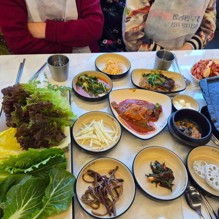 국사봉 화정쌈밥  대표 사진