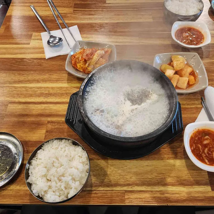 바우네24시 해장국 대표 사진