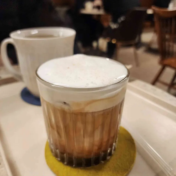 CAFE DIVINE 대표 사진