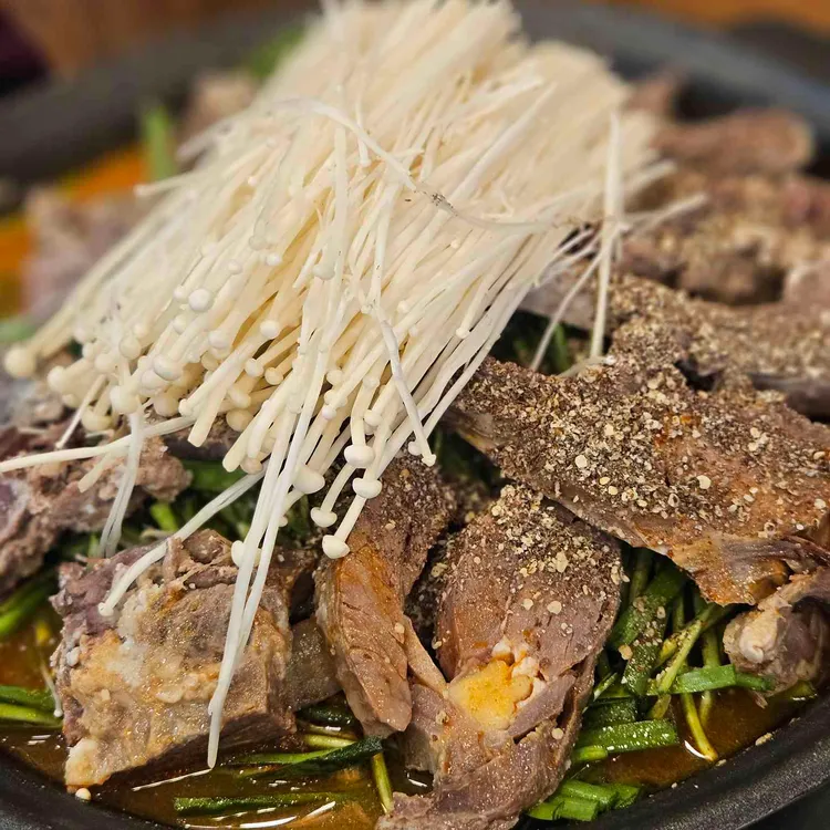 약산골흑염소탕 대표 사진