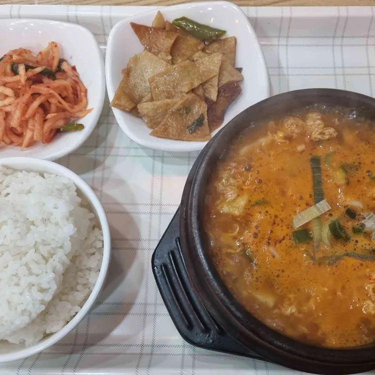 기흥역국수 대표 사진