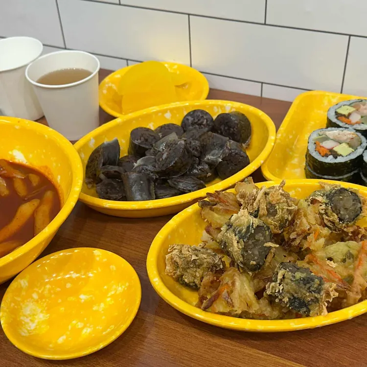 옥토끼떡볶이 대표 사진