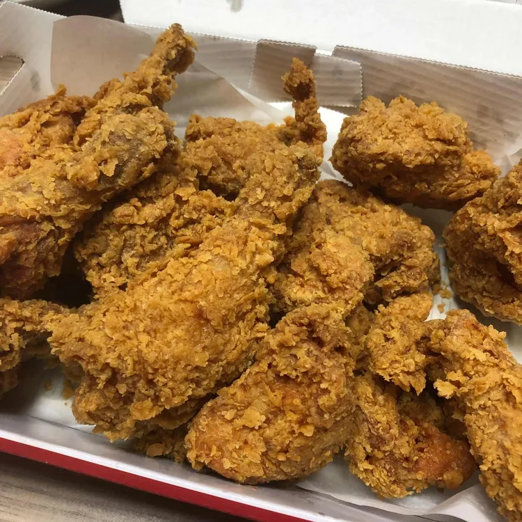 비비큐 치킨 사진 1