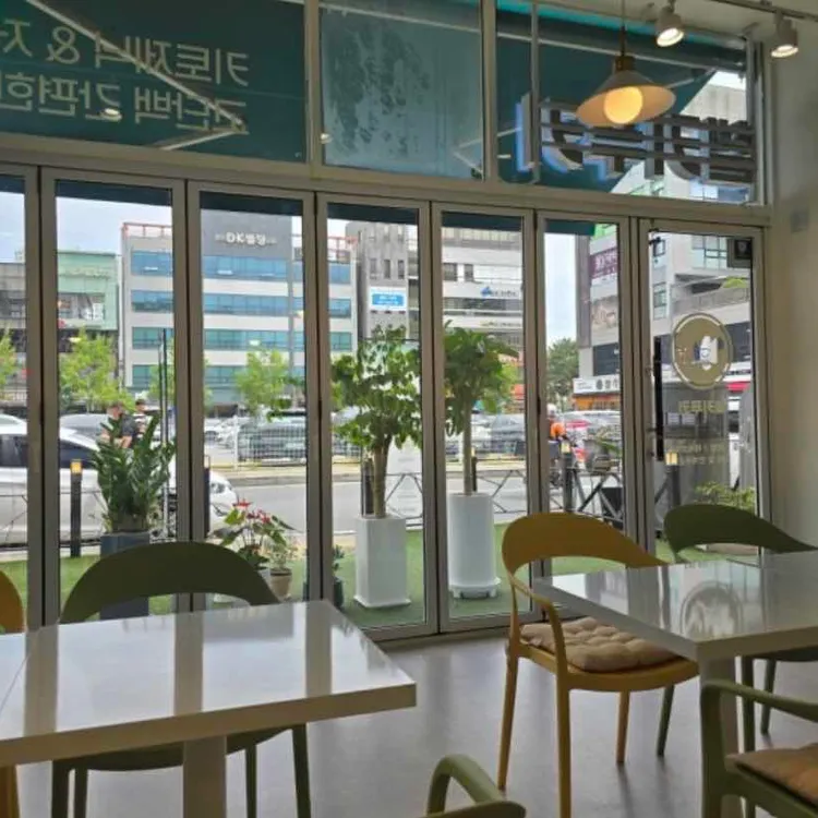 헬키푸키 대표 사진